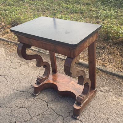 console_napoleon_dessus_marbre