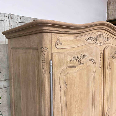 armoire_ancienne_bois_chene_brut