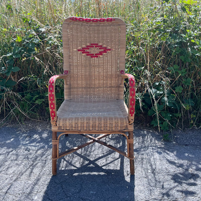 fauteuil_rotin_vintage_rouge