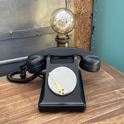 lampe_telephone_ancien_bakelite