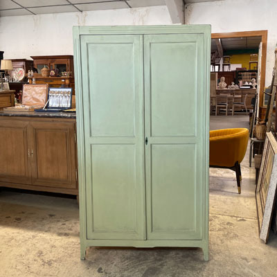 armoire_vintage_patine_verte