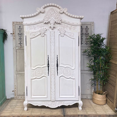 armoire_style_louis_XV