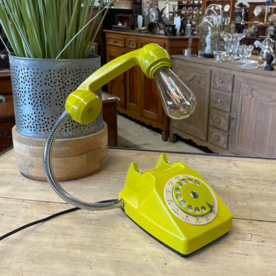 lampe_telephone_jaune