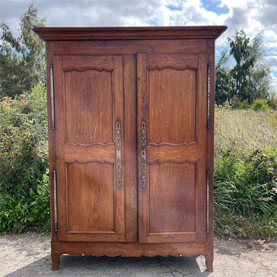 armoire_ancienne_en_chene